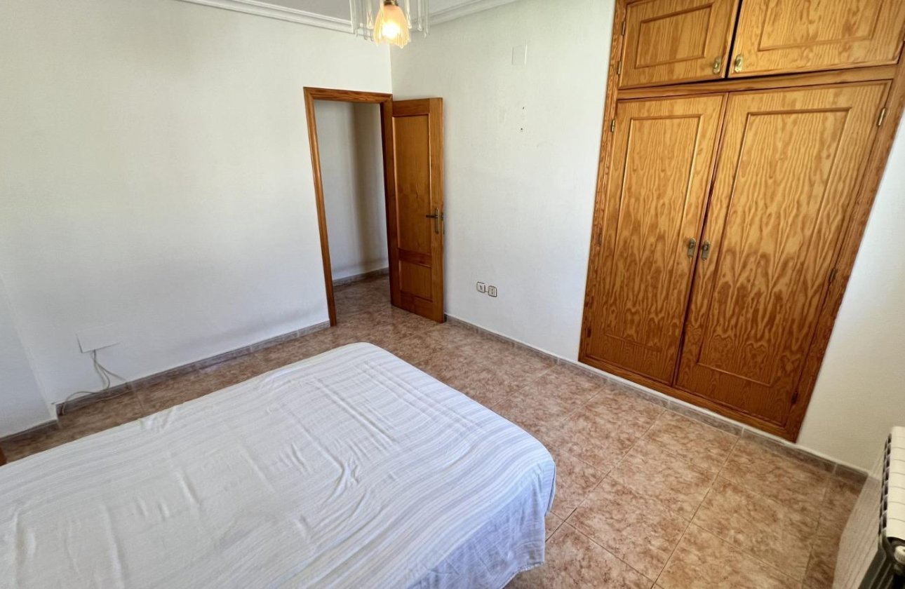 Revente - Villa -
Torrevieja - Aguas Nuevas