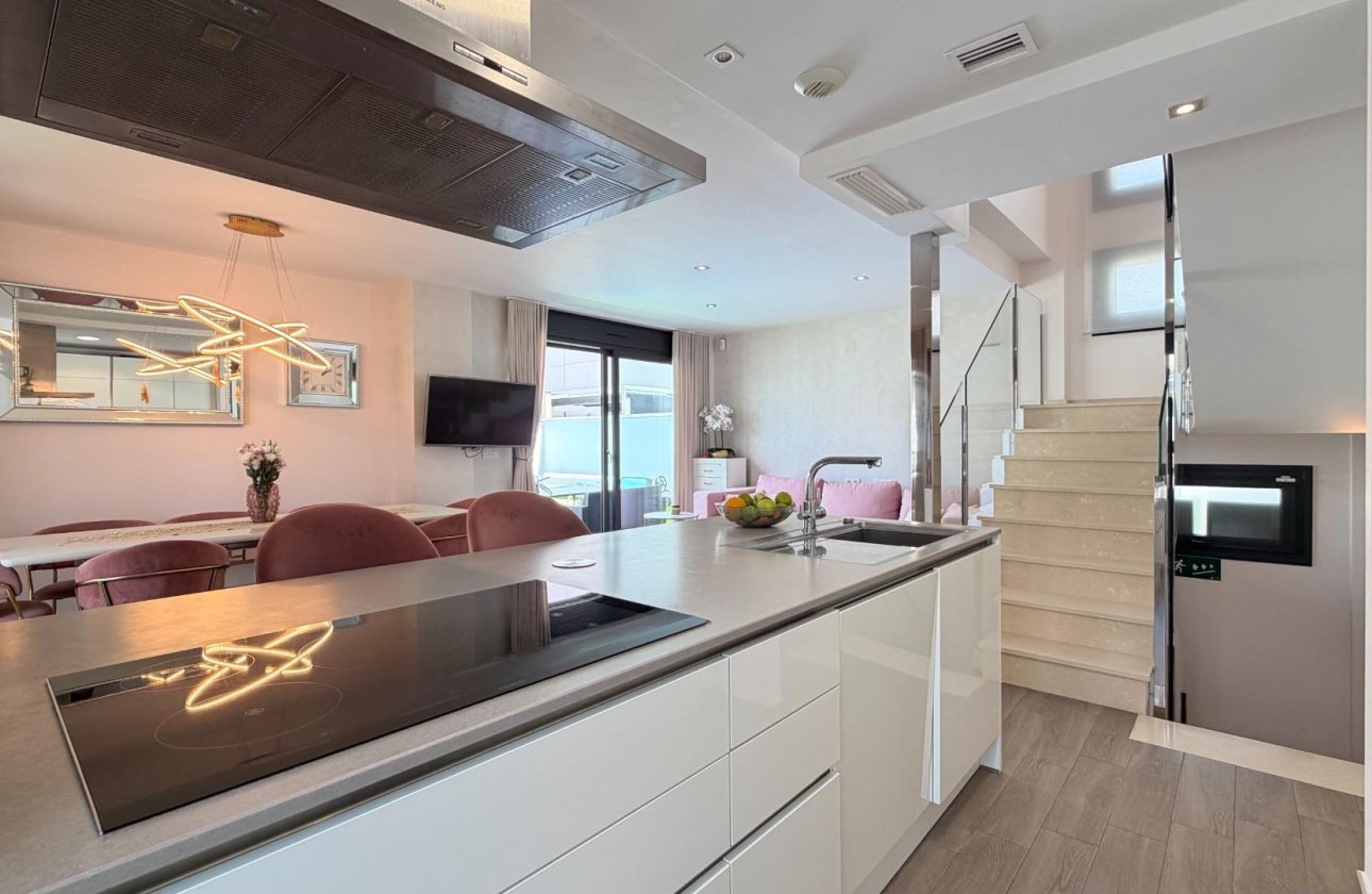 Revente - Villa -
Torrevieja - Aguas Nuevas