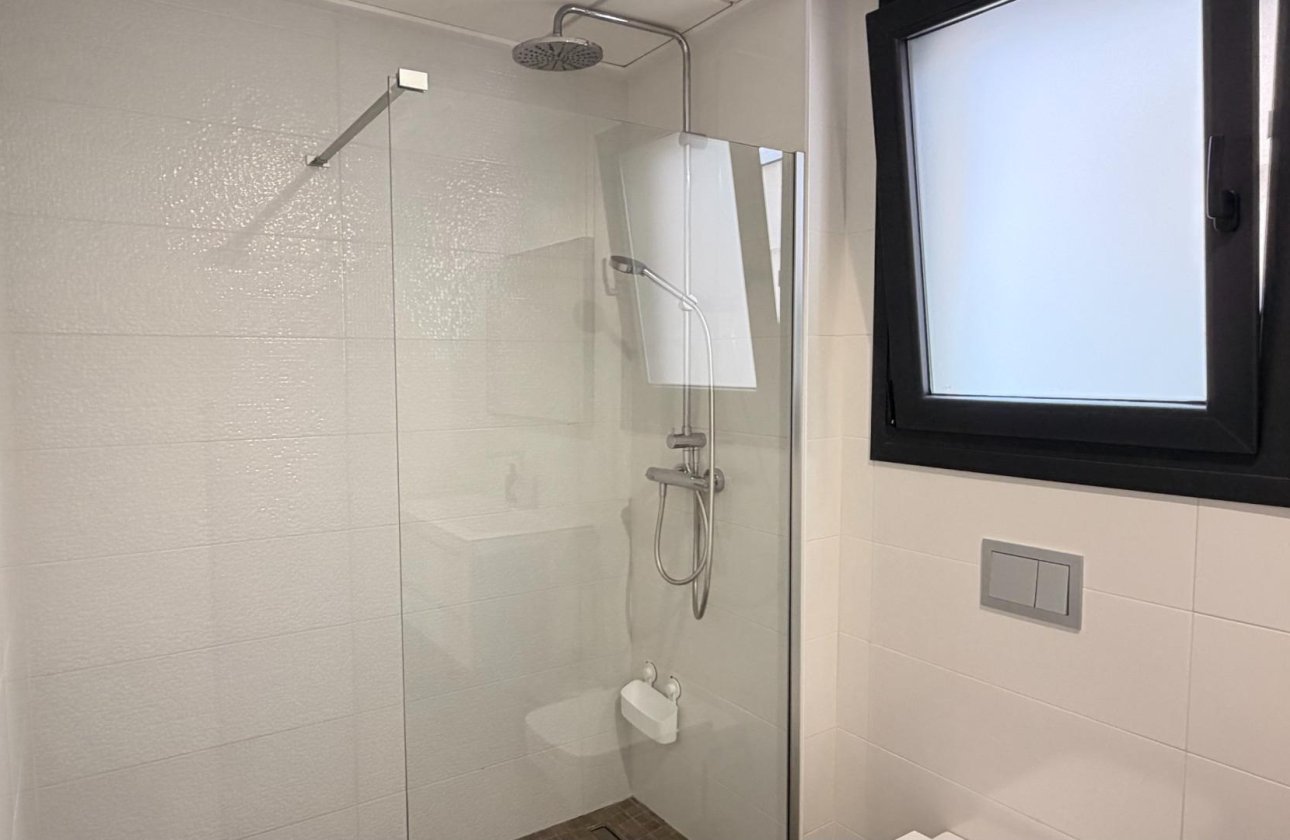 Revente - Villa -
Torrevieja - Aguas Nuevas