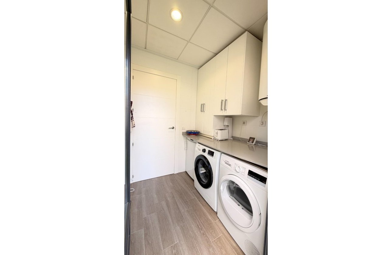 Revente - Villa -
Torrevieja - Aguas Nuevas