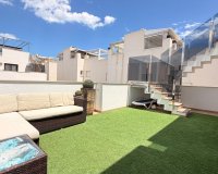 Revente - Villa -
Torrevieja - Aguas Nuevas