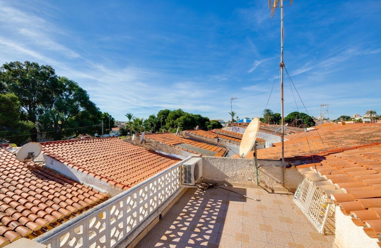 Revente - Villa -
Torrevieja - Calas Blanca