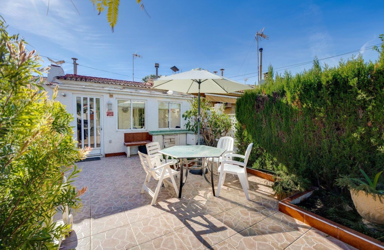 Revente - Villa -
Torrevieja - Calas Blanca