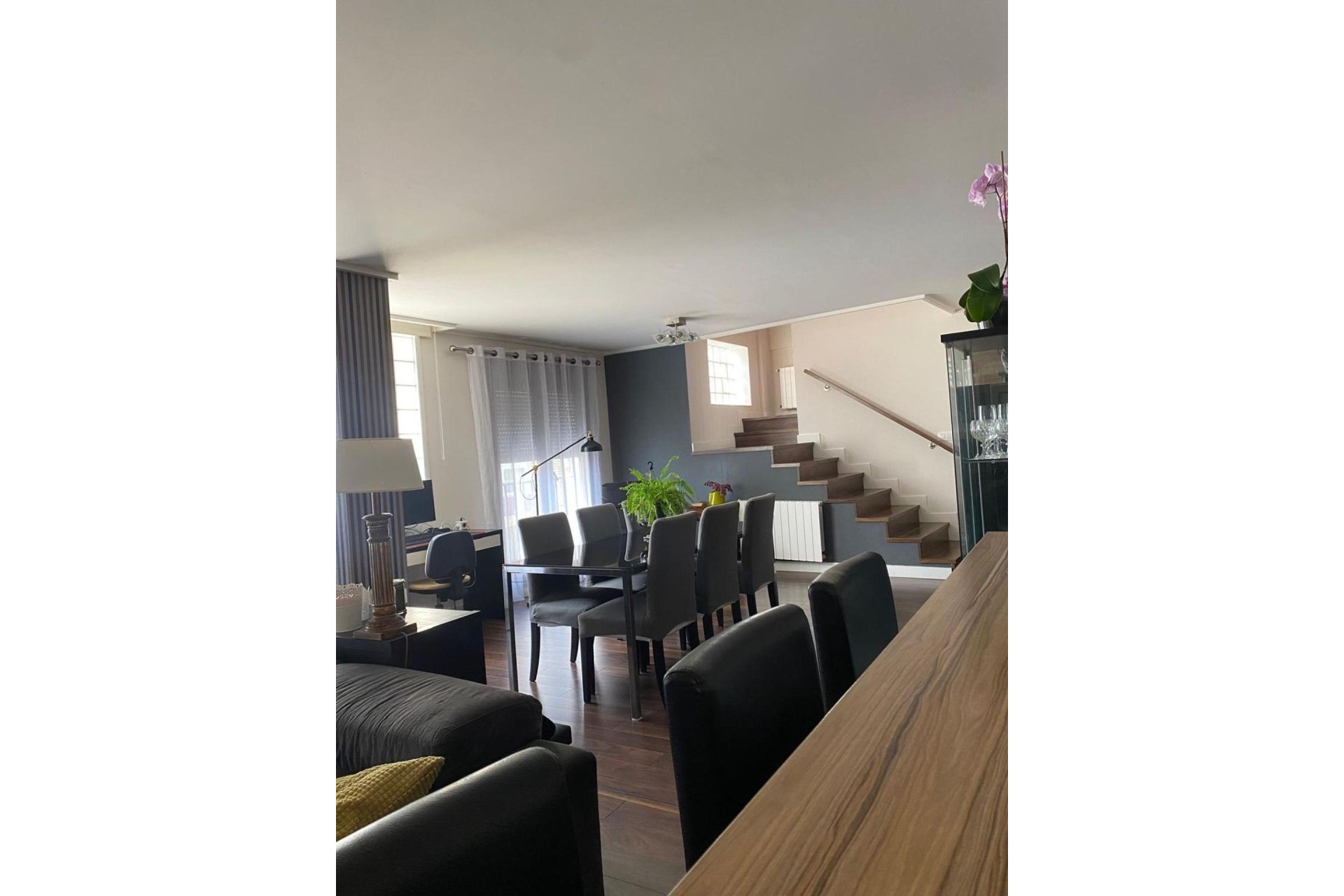 Revente - Villa -
Torrevieja - Centro - Muelle Pesquero