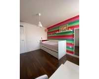 Revente - Villa -
Torrevieja - Centro - Muelle Pesquero