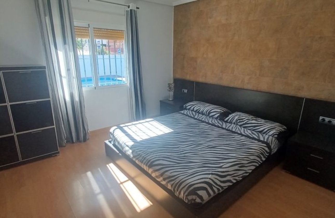 Revente - Villa -
Torrevieja - Costa Blanca