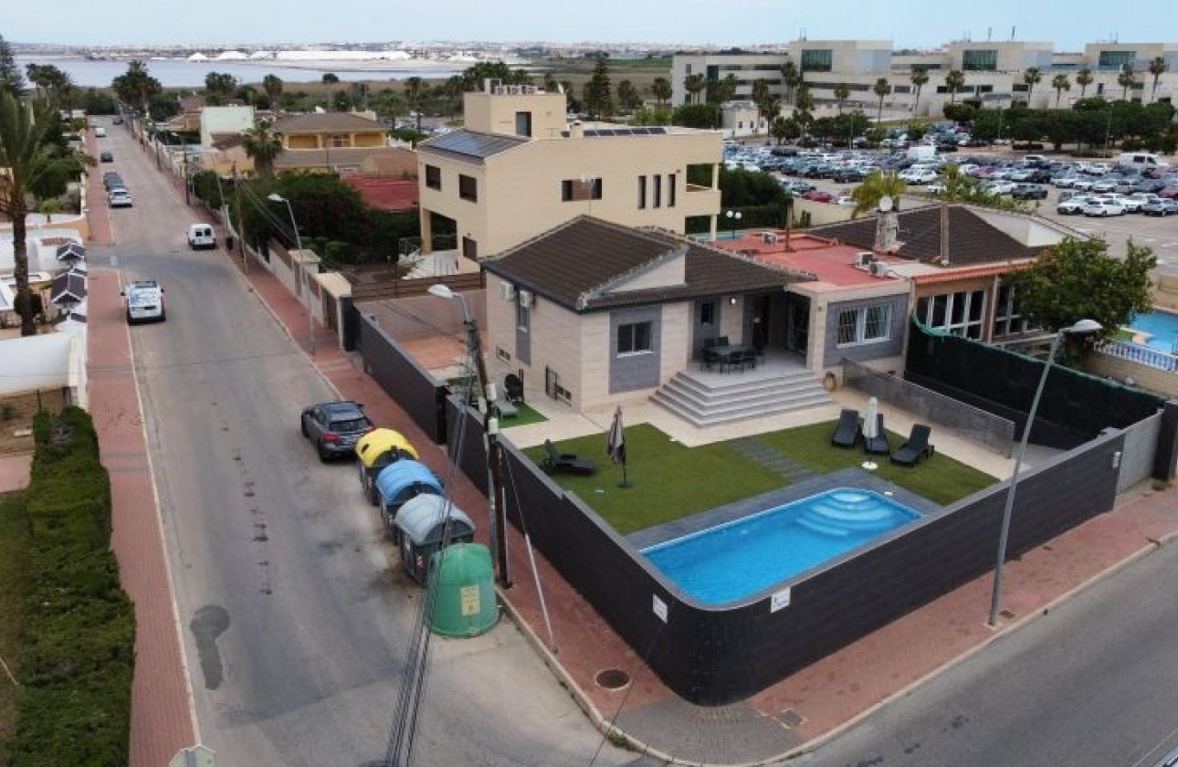 Revente - Villa -
Torrevieja - Costa Blanca