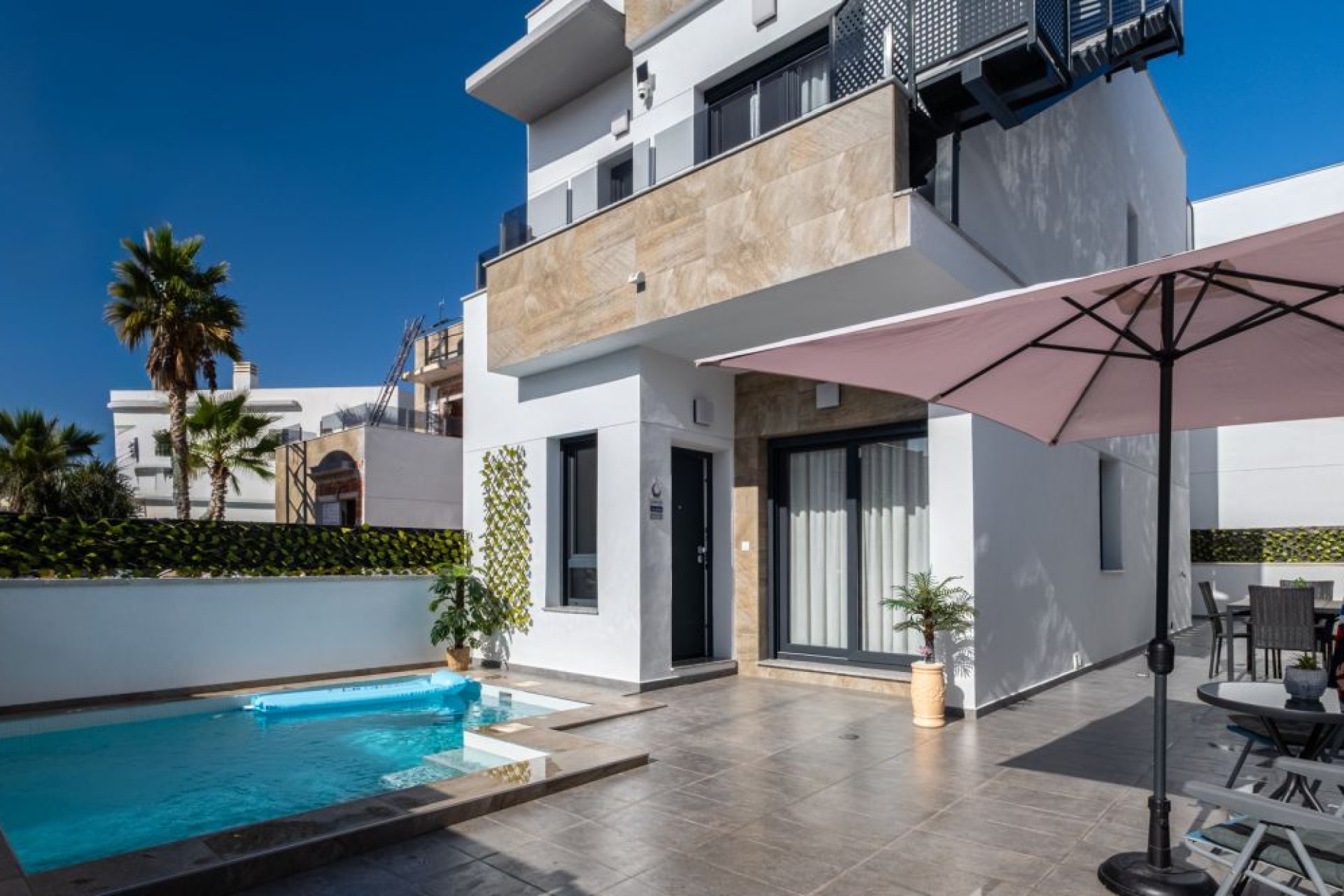 Revente - Villa -
Torrevieja - Costa Blanca