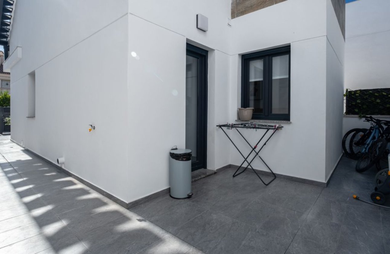 Revente - Villa -
Torrevieja - Costa Blanca