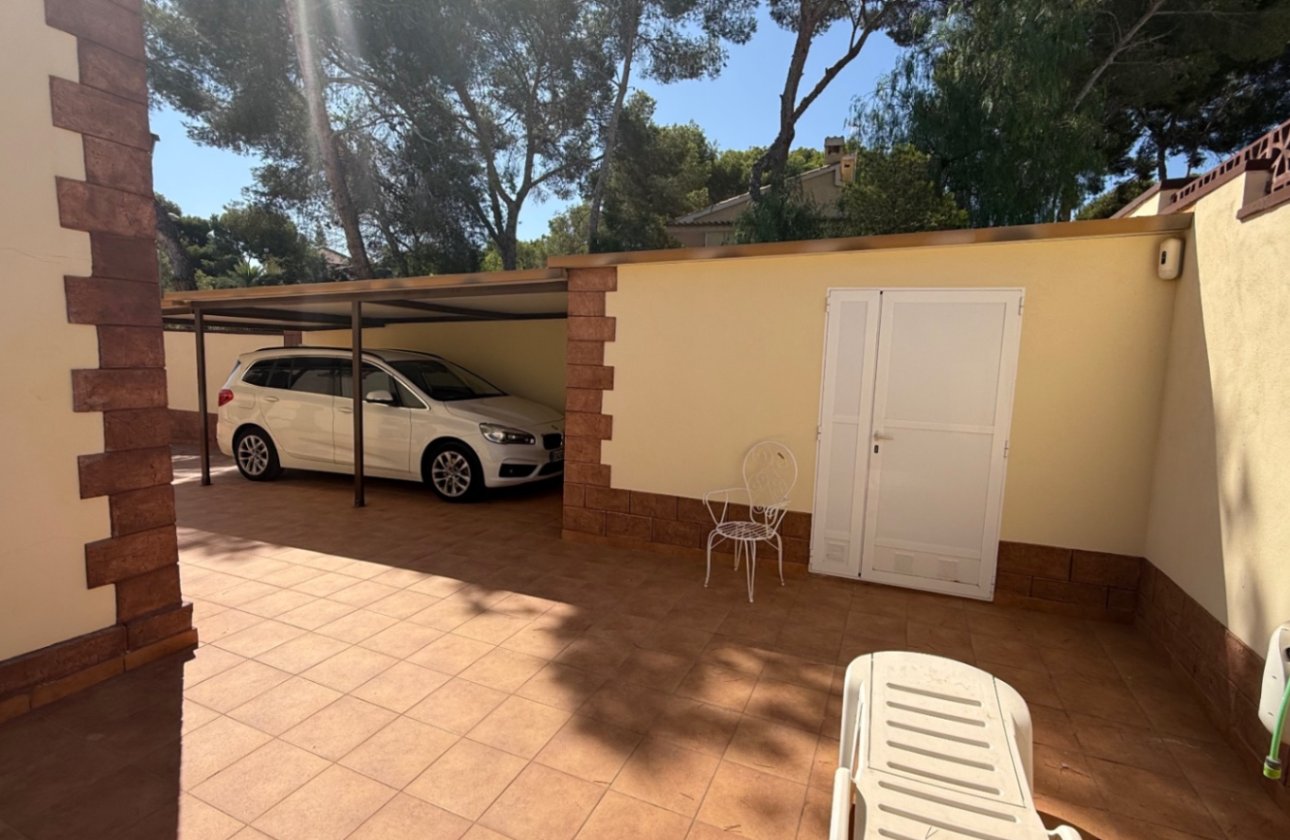 Revente - Villa -
Torrevieja - Costa Blanca