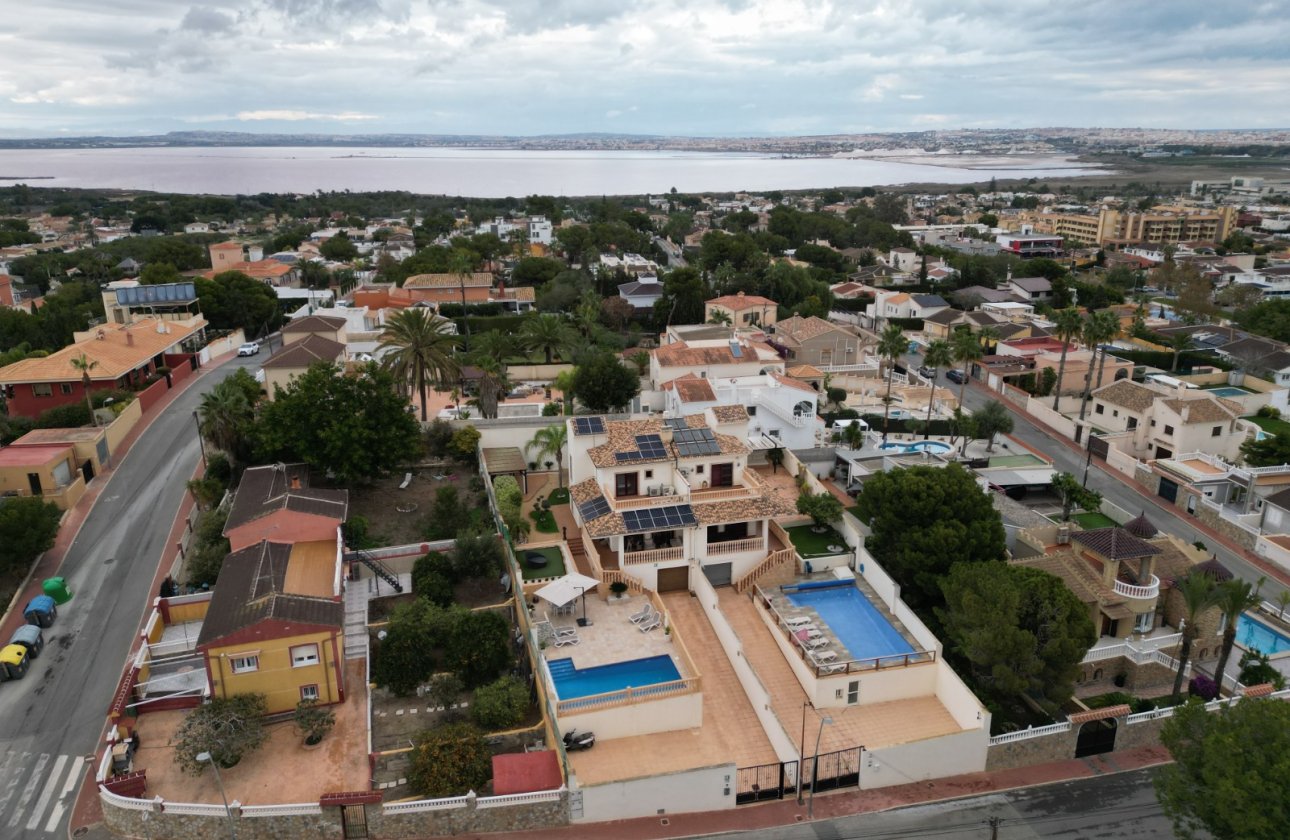 Revente - Villa -
Torrevieja - Costa Blanca