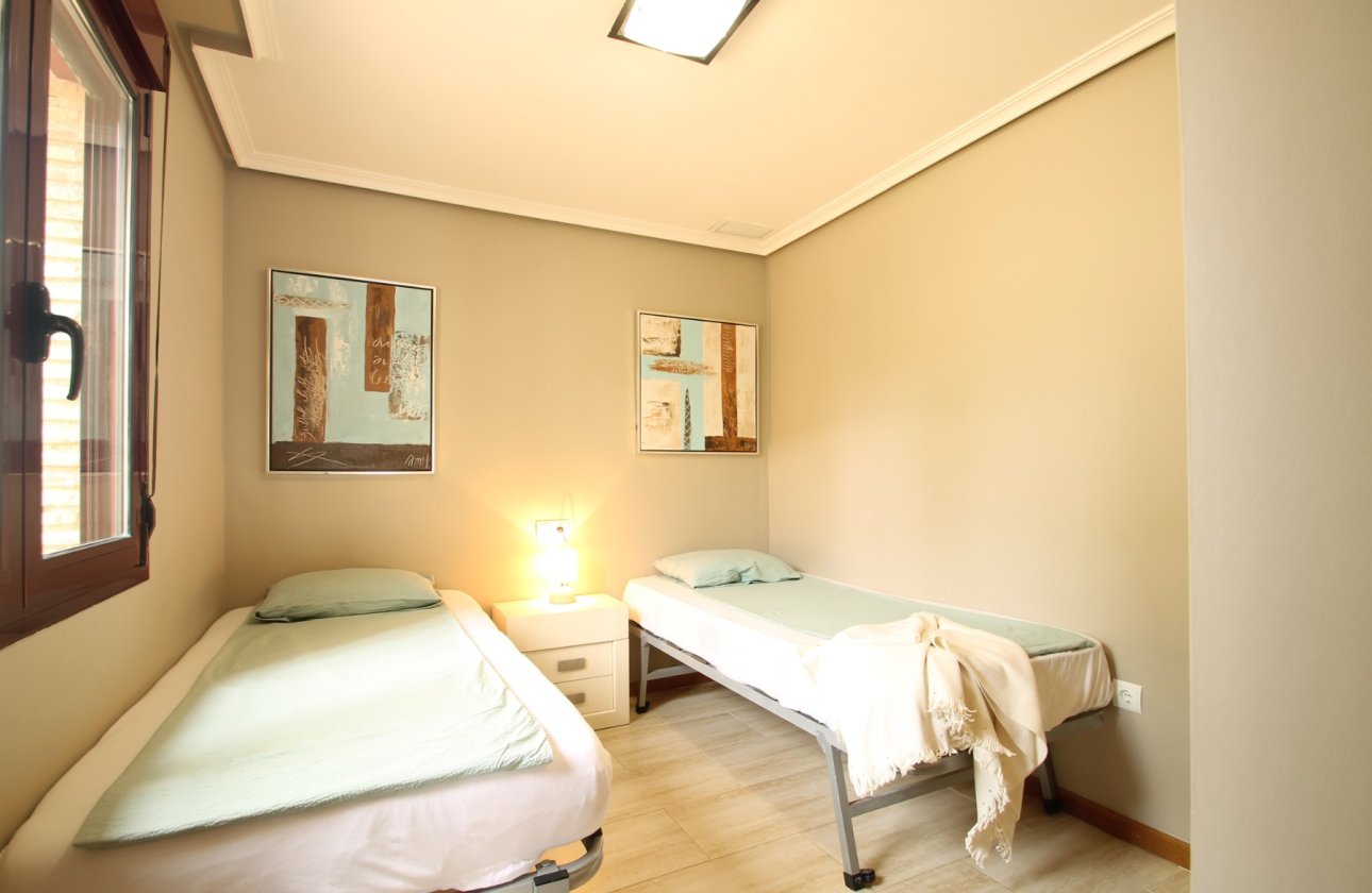 Revente - Villa -
Torrevieja - Costa Blanca