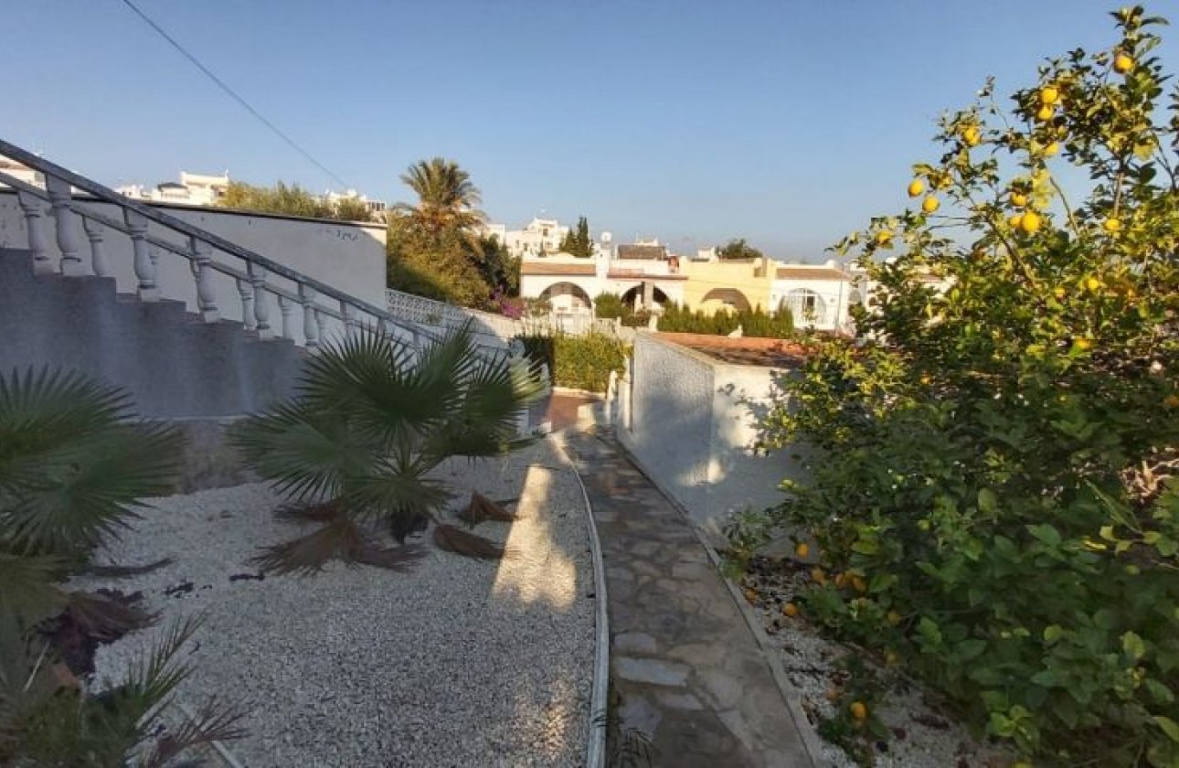 Revente - Villa -
Torrevieja - Costa Blanca