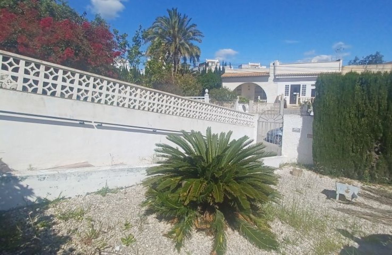 Revente - Villa -
Torrevieja - Costa Blanca