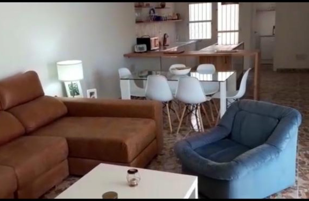 Revente - Villa -
Torrevieja - Costa Blanca