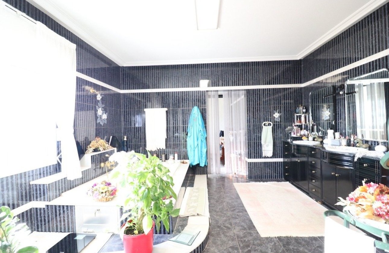 Revente - Villa -
Torrevieja - Costa Blanca