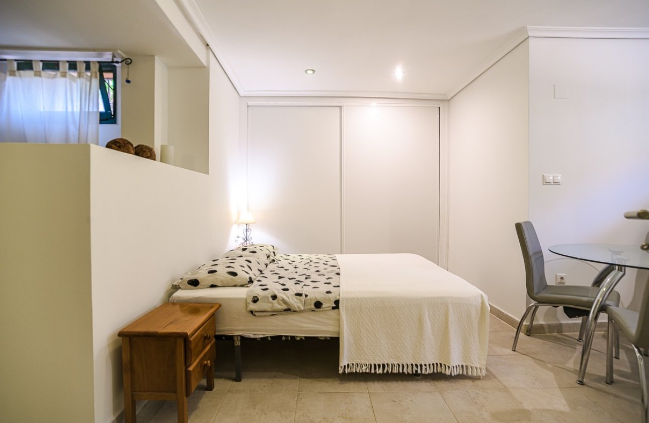 Revente - Villa -
Torrevieja - Costa Blanca