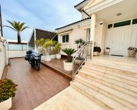 Revente - Villa -
Torrevieja - Costa Blanca