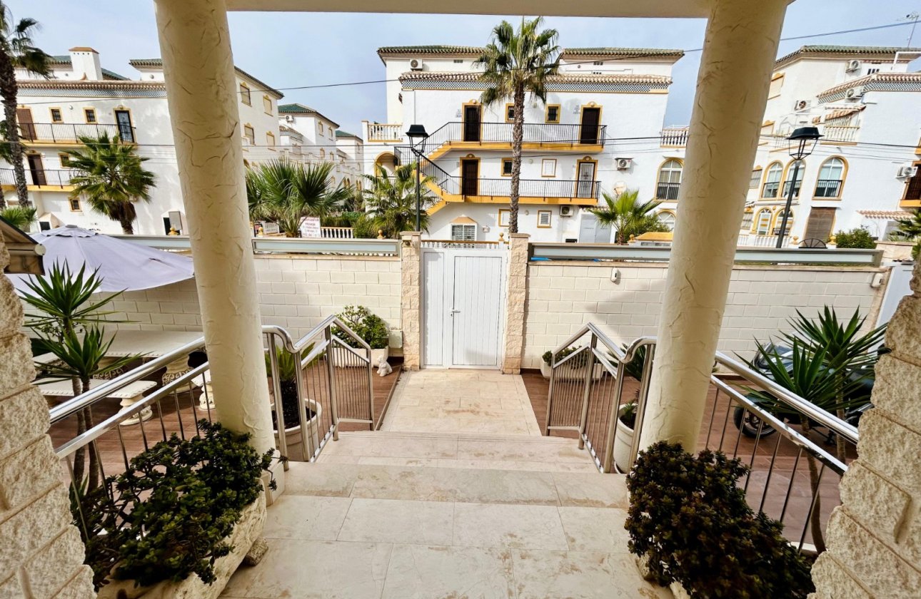 Revente - Villa -
Torrevieja - Costa Blanca