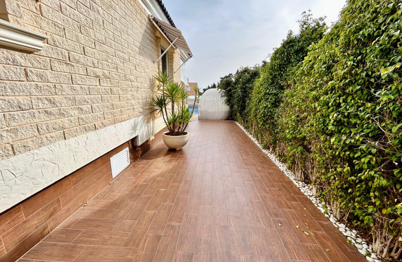 Revente - Villa -
Torrevieja - Costa Blanca