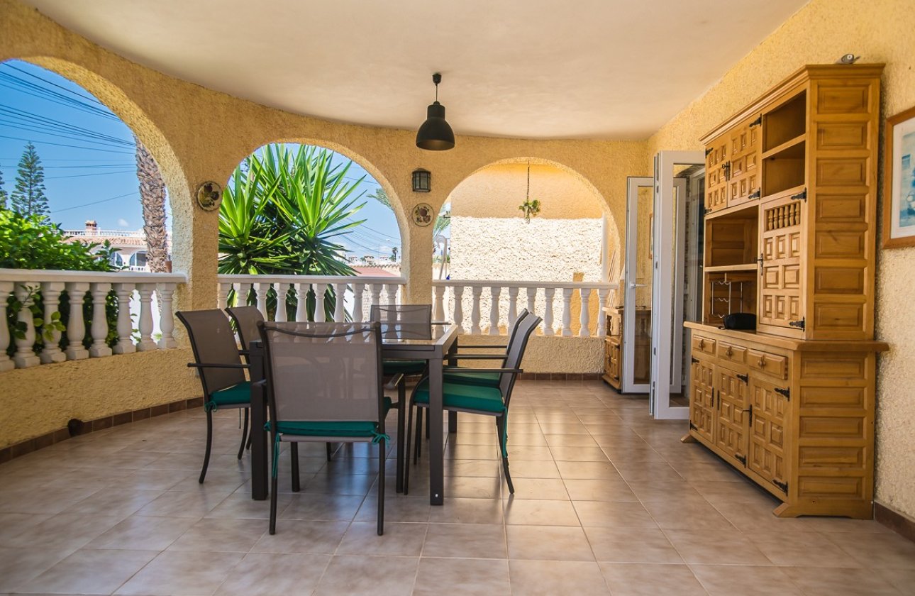 Revente - Villa -
Torrevieja - Costa Blanca