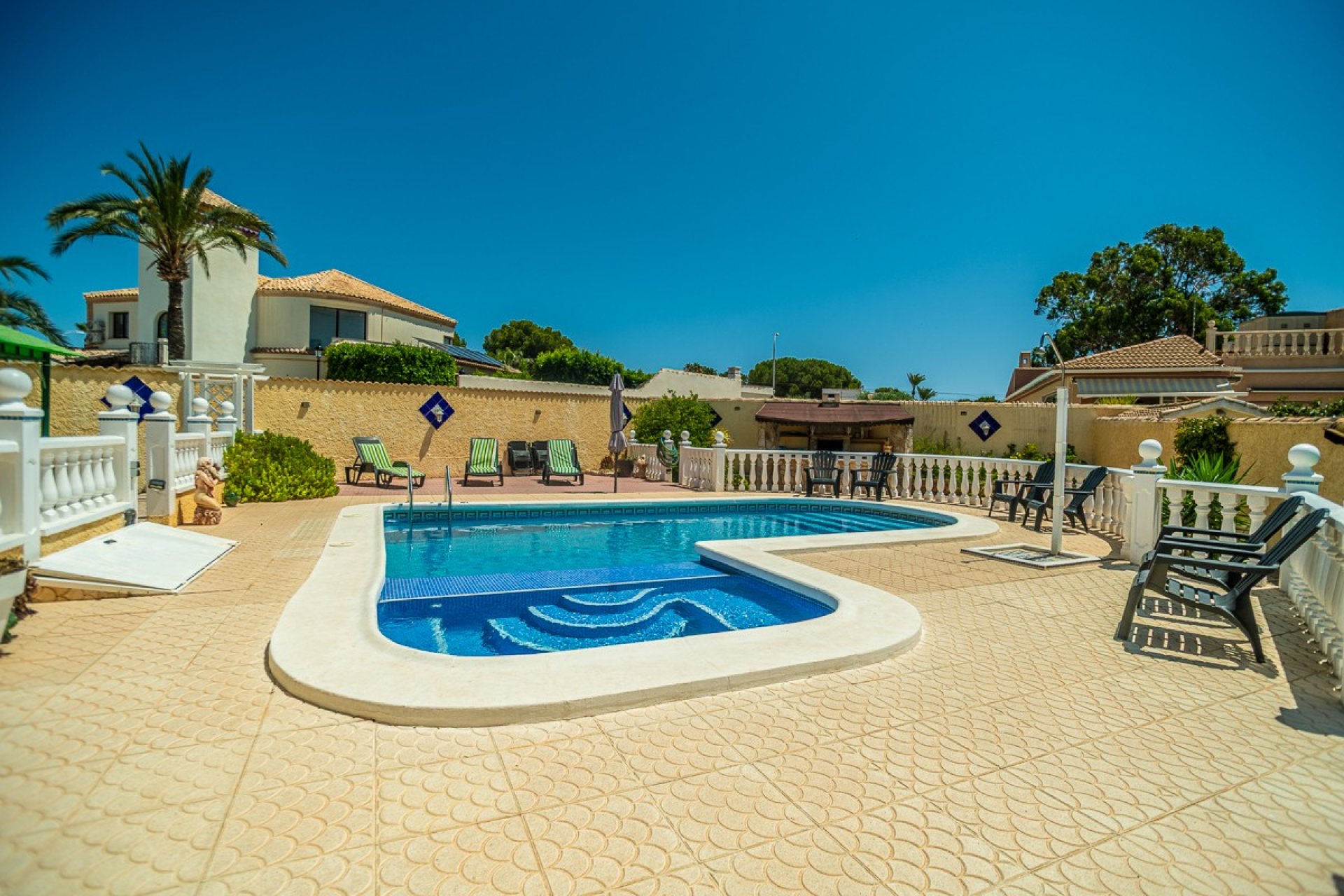 Revente - Villa -
Torrevieja - Costa Blanca