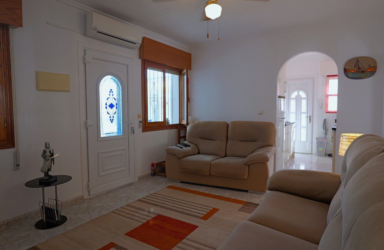 Revente - Villa -
Torrevieja - Costa Blanca