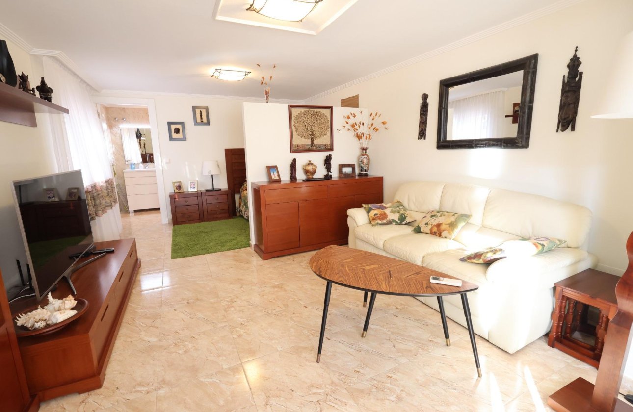 Revente - Villa -
Torrevieja - Costa Blanca