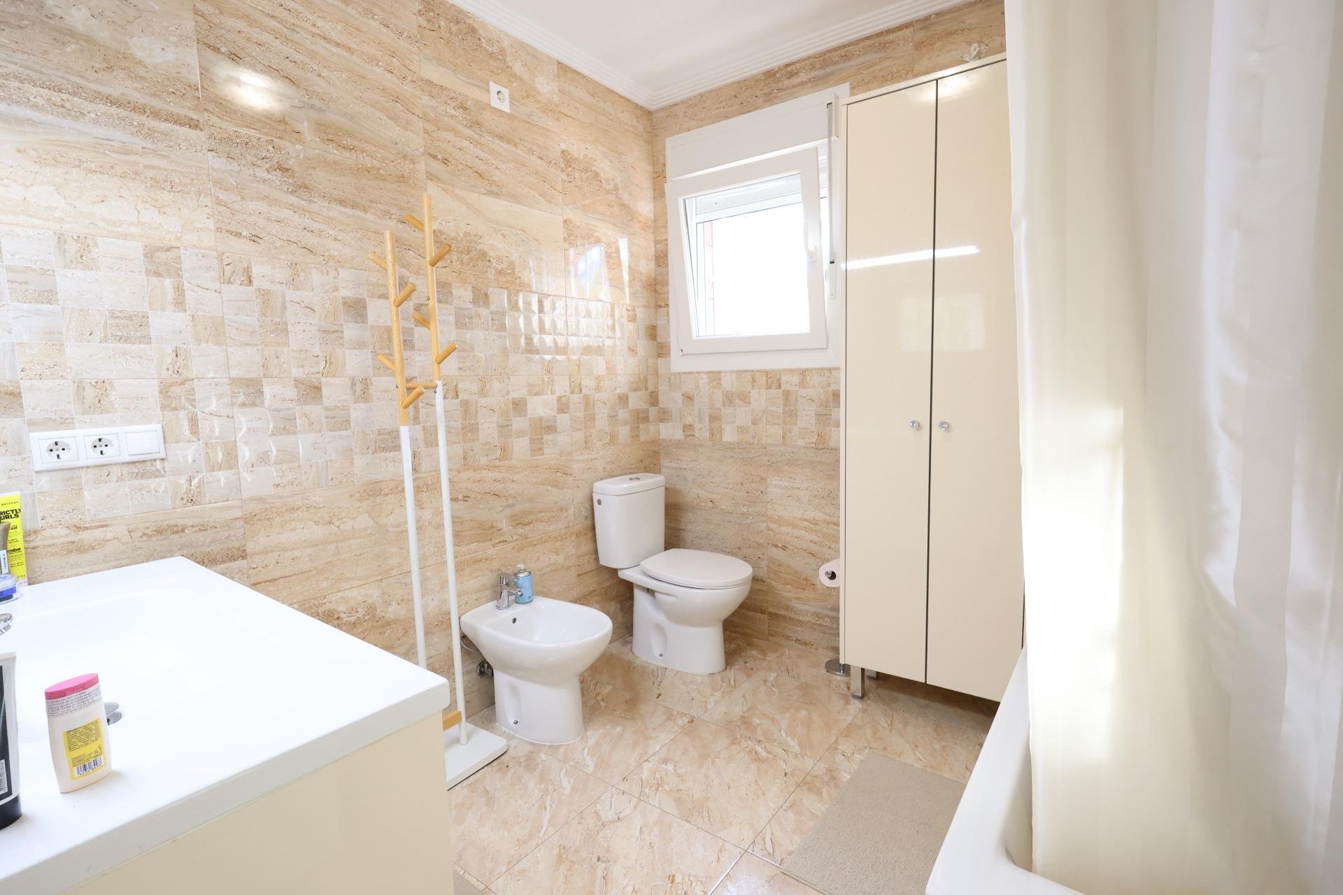 Revente - Villa -
Torrevieja - Costa Blanca