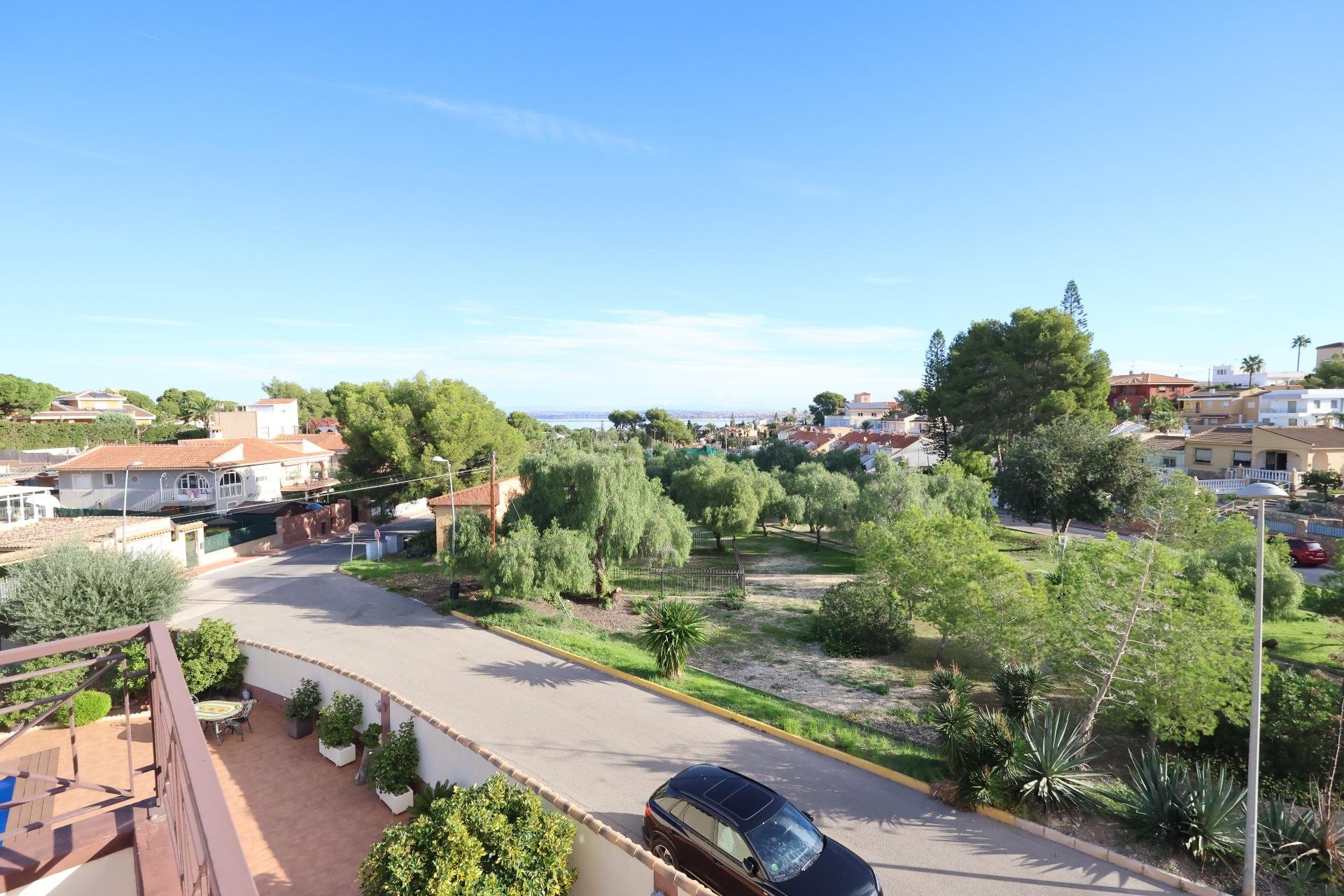 Revente - Villa -
Torrevieja - Costa Blanca