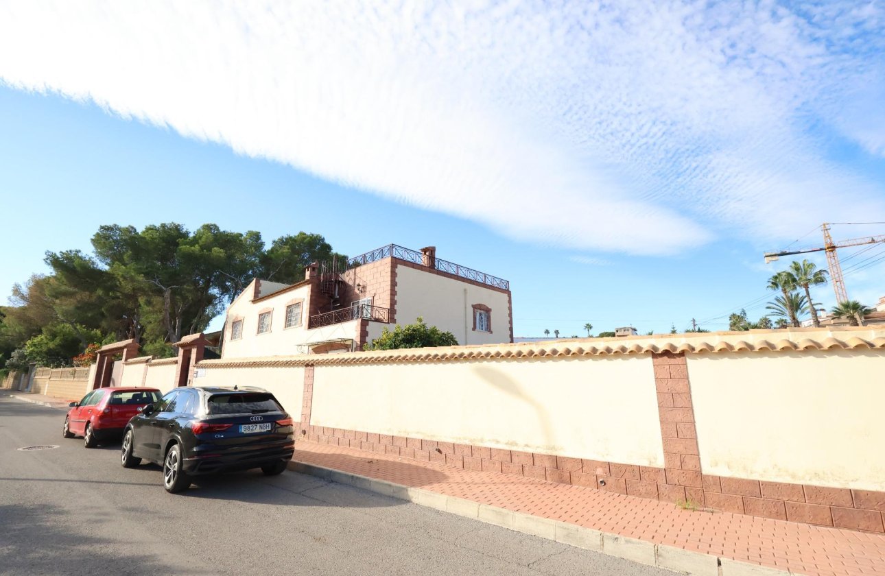 Revente - Villa -
Torrevieja - Costa Blanca