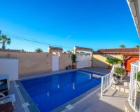 Revente - Villa -
Torrevieja - Costa Blanca