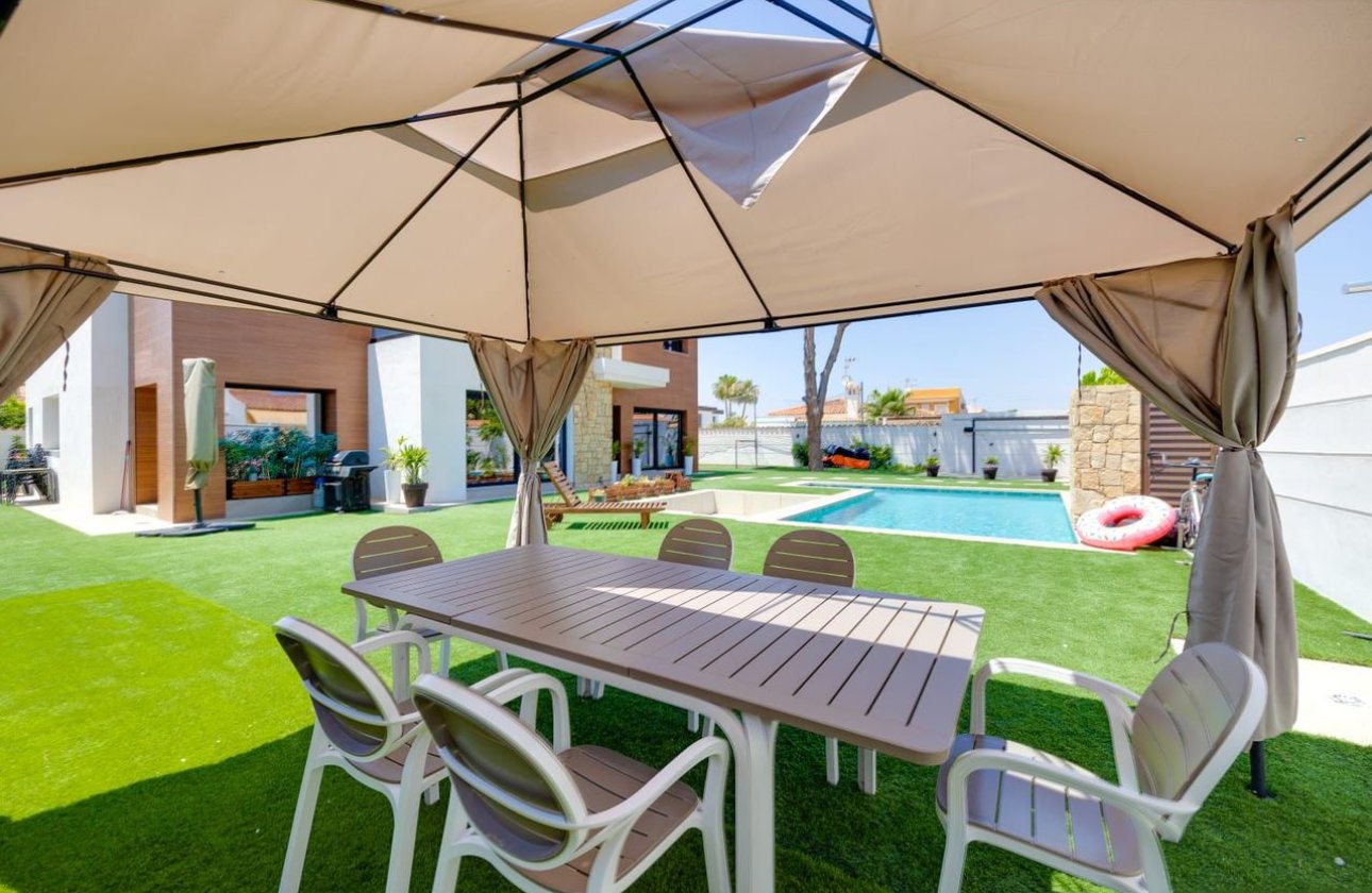 Revente - Villa -
Torrevieja - Costa Blanca