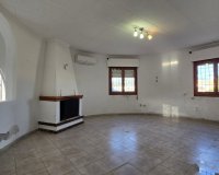 Revente - Villa -
Torrevieja - Costa Blanca