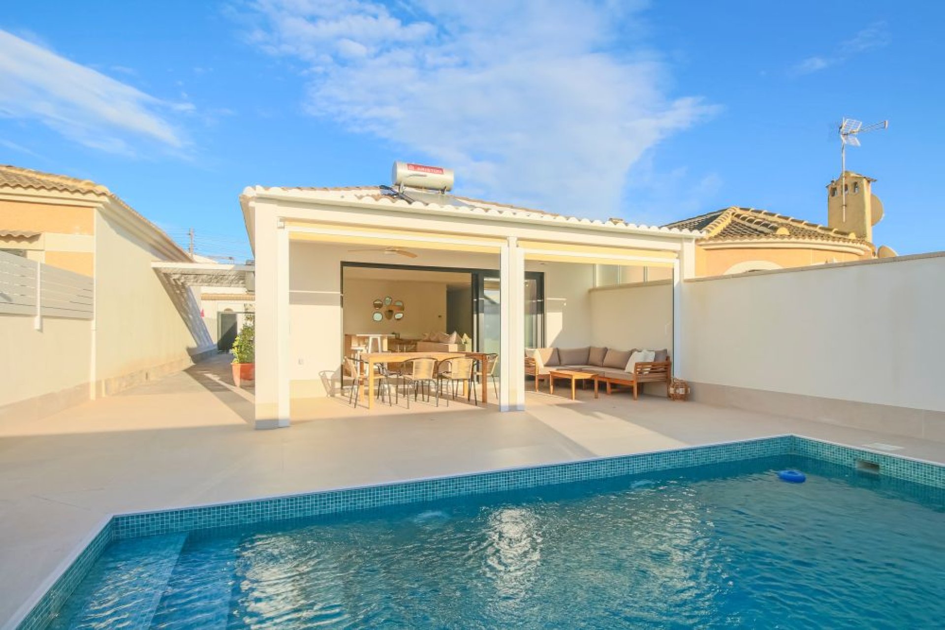 Revente - Villa -
Torrevieja - Costa Blanca