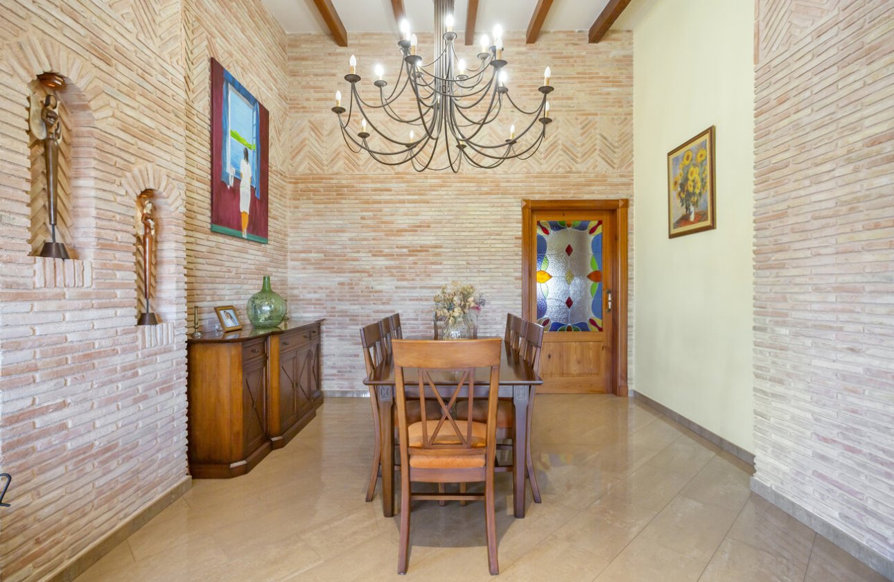 Revente - Villa -
Torrevieja - Costa Blanca