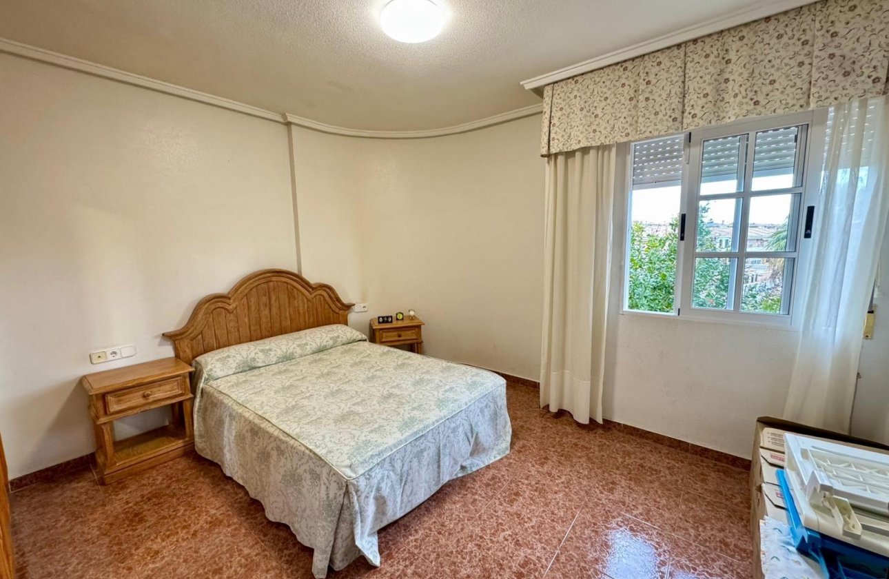 Revente - Villa -
Torrevieja - Costa Blanca