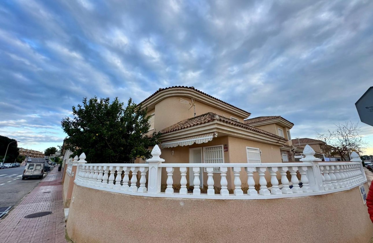 Revente - Villa -
Torrevieja - Costa Blanca