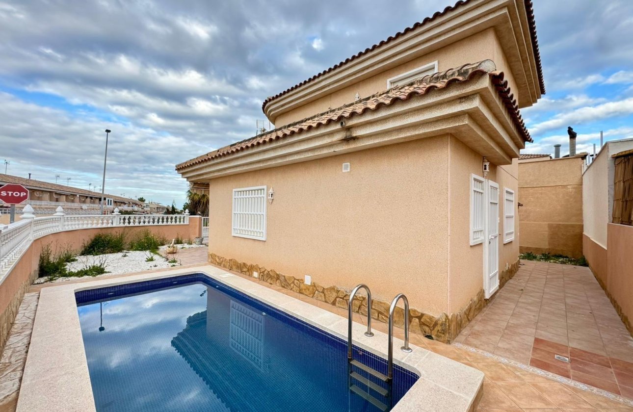 Revente - Villa -
Torrevieja - Costa Blanca