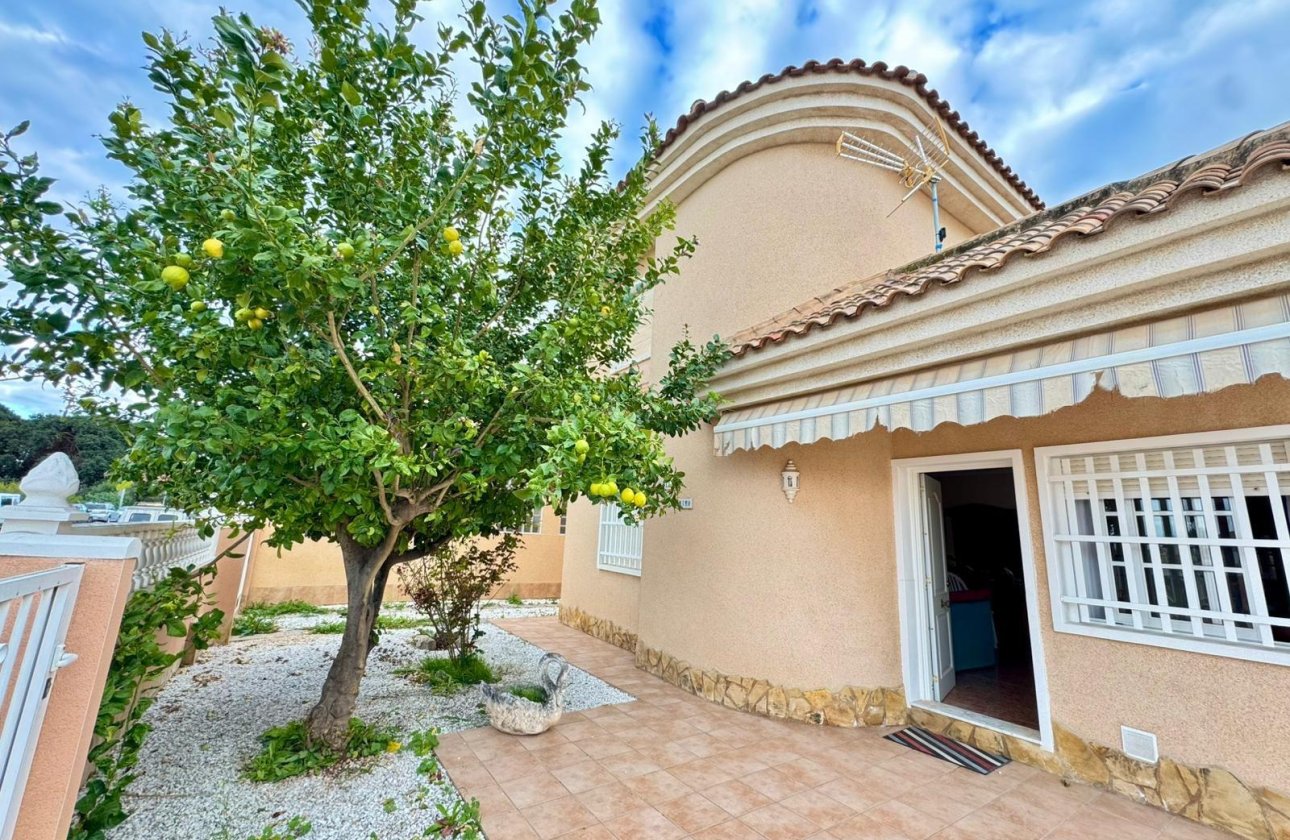 Revente - Villa -
Torrevieja - Costa Blanca