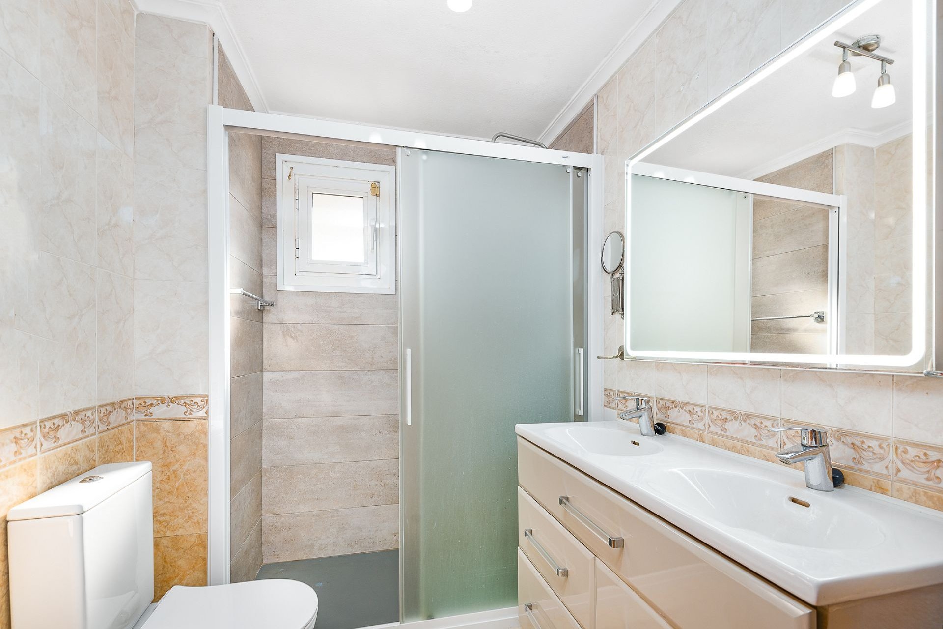 Revente - Villa -
Torrevieja - Costa Blanca