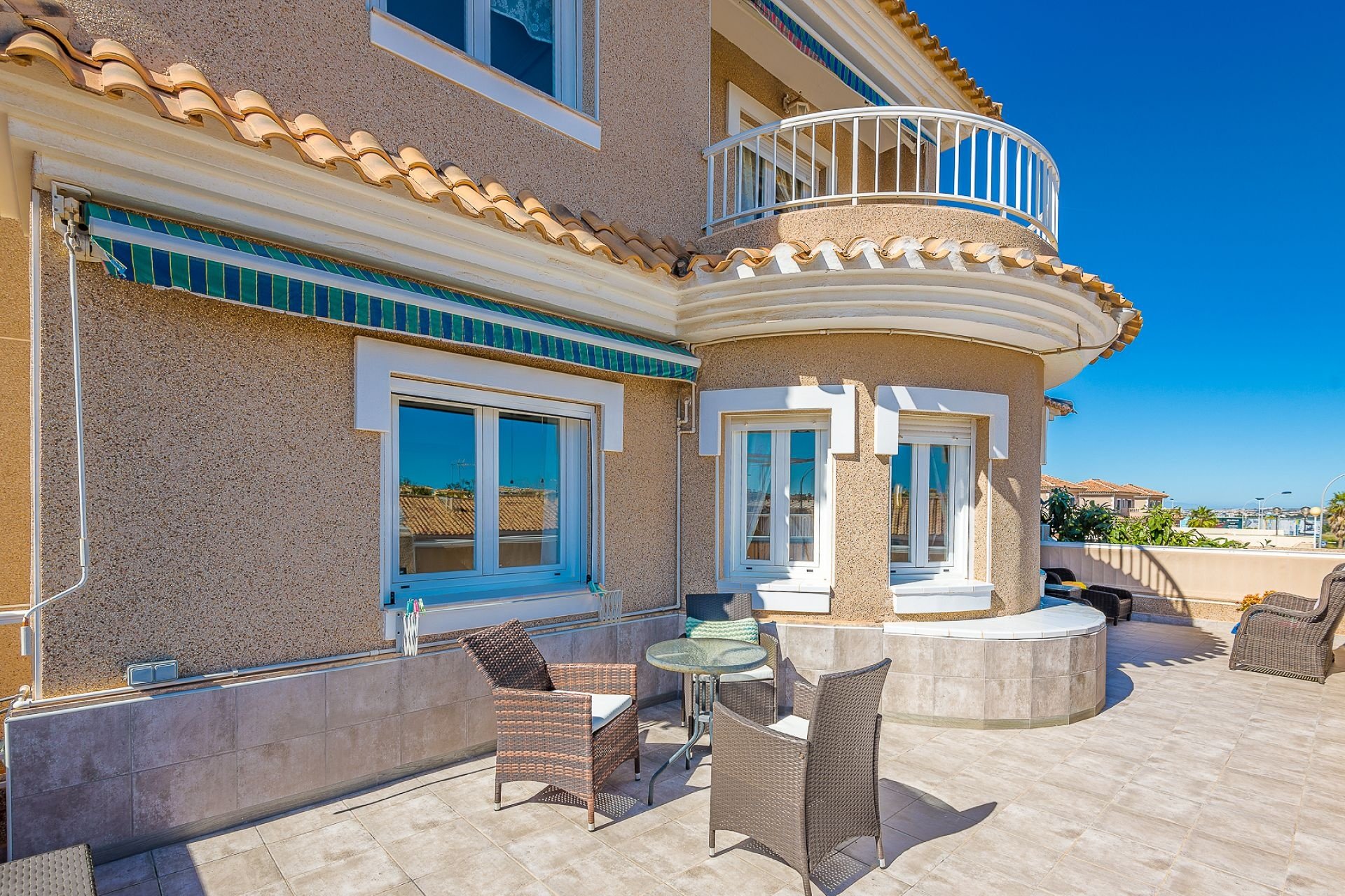 Revente - Villa -
Torrevieja - Costa Blanca