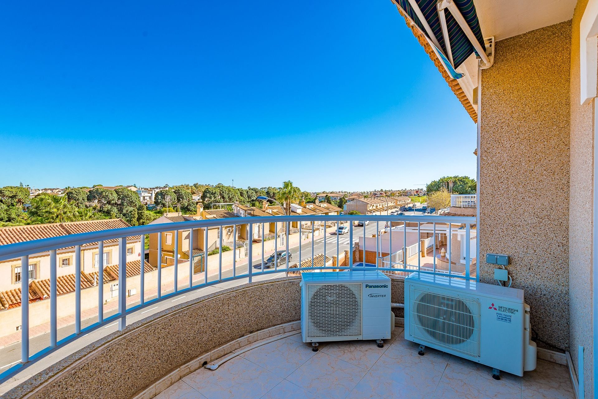 Revente - Villa -
Torrevieja - Costa Blanca