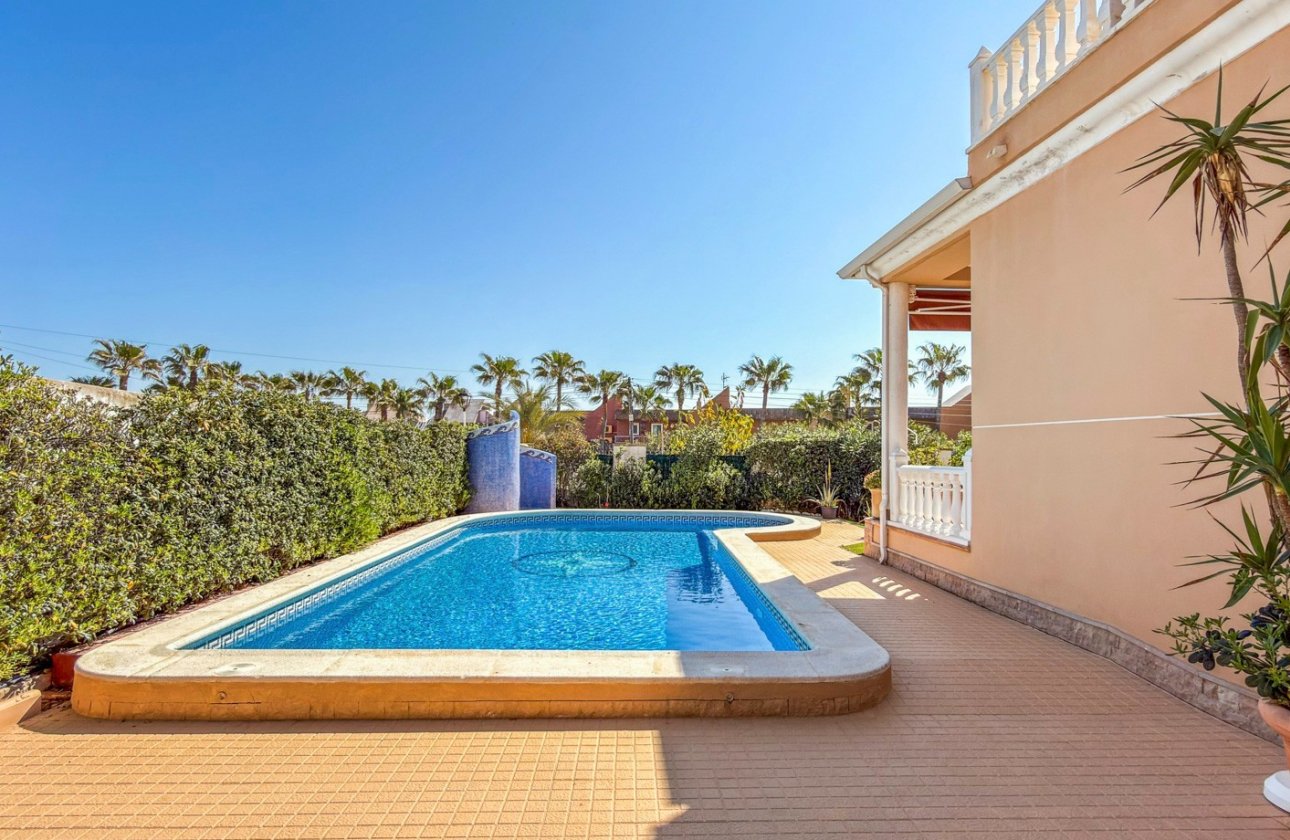 Revente - Villa -
Torrevieja - Costa Blanca