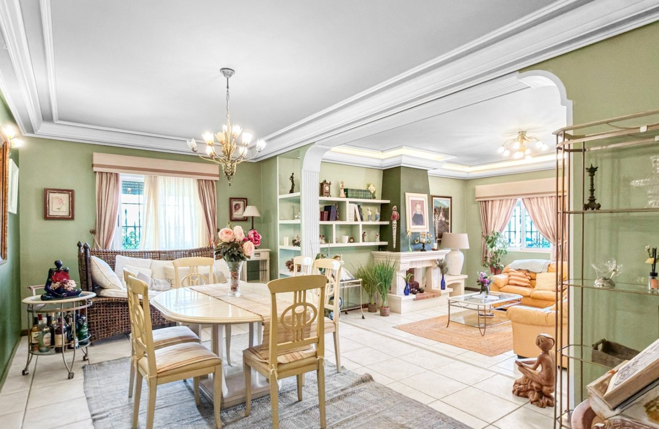 Revente - Villa -
Torrevieja - Costa Blanca