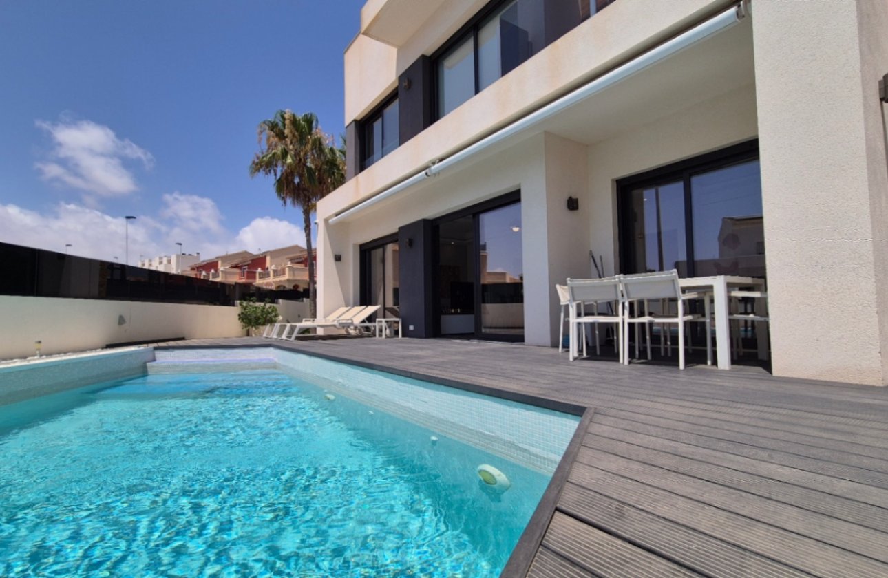 Revente - Villa -
Torrevieja - Costa Blanca