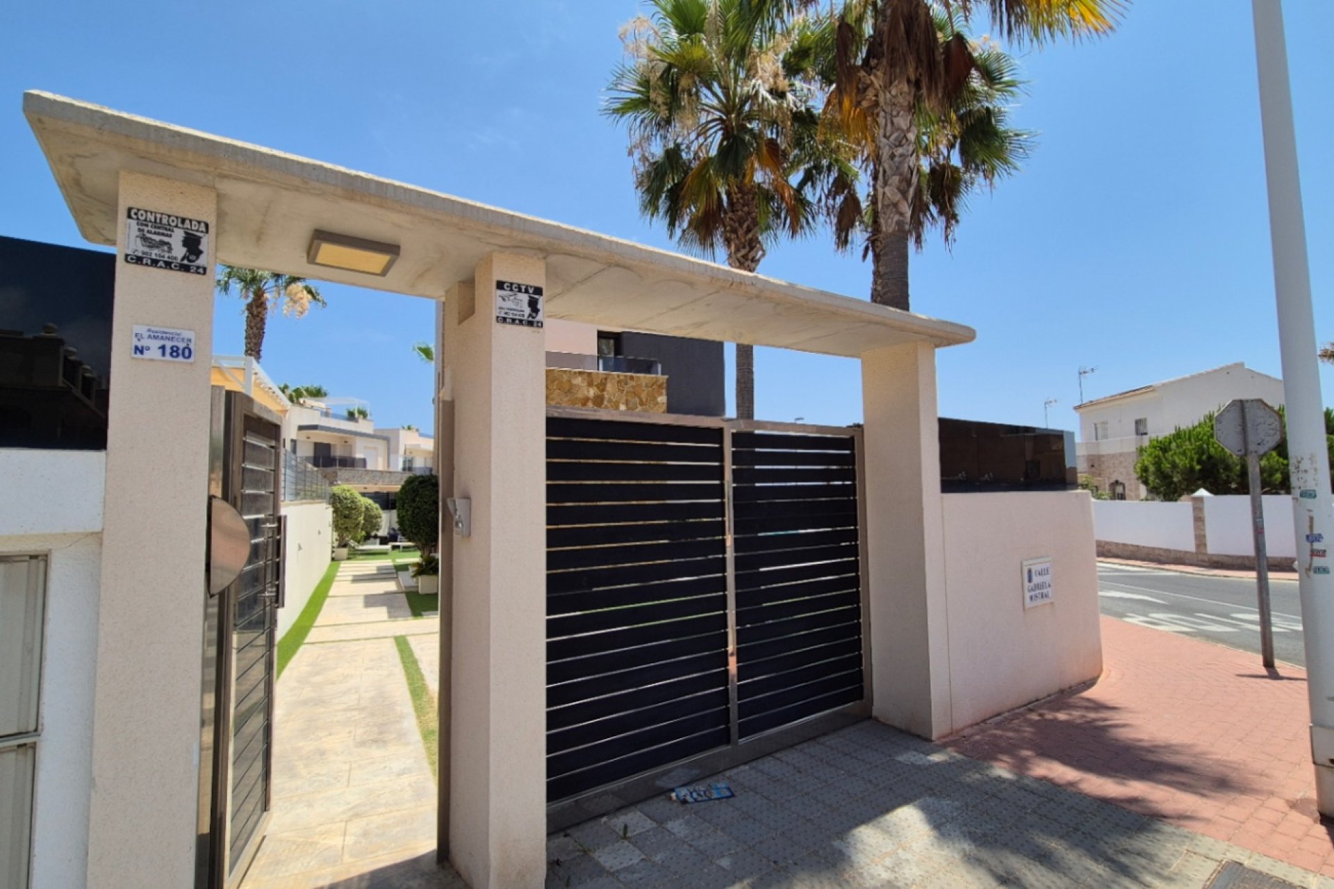 Revente - Villa -
Torrevieja - Costa Blanca