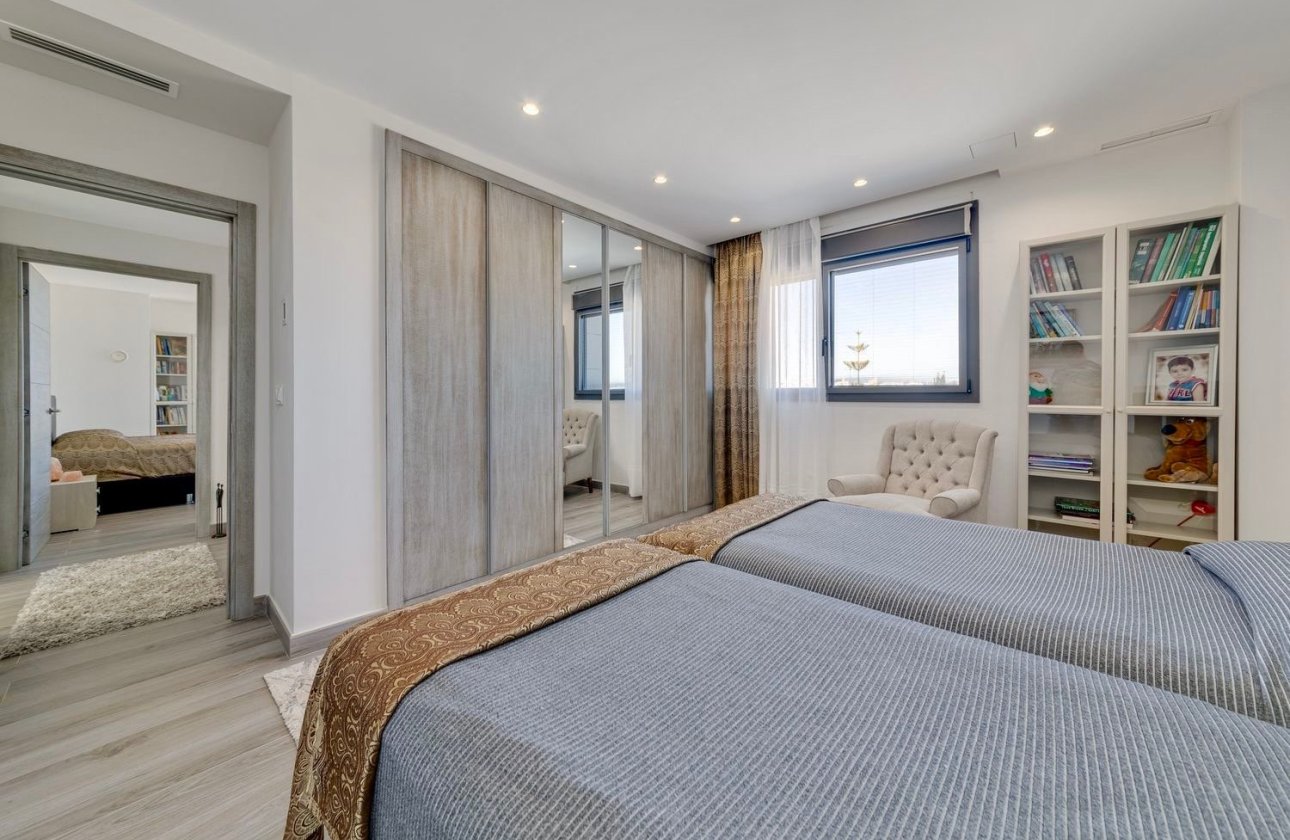 Revente - Villa -
Torrevieja - Costa Blanca