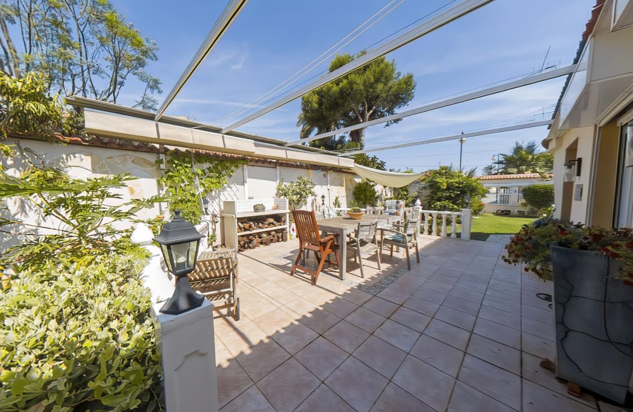 Revente - Villa -
Torrevieja - Costa Blanca