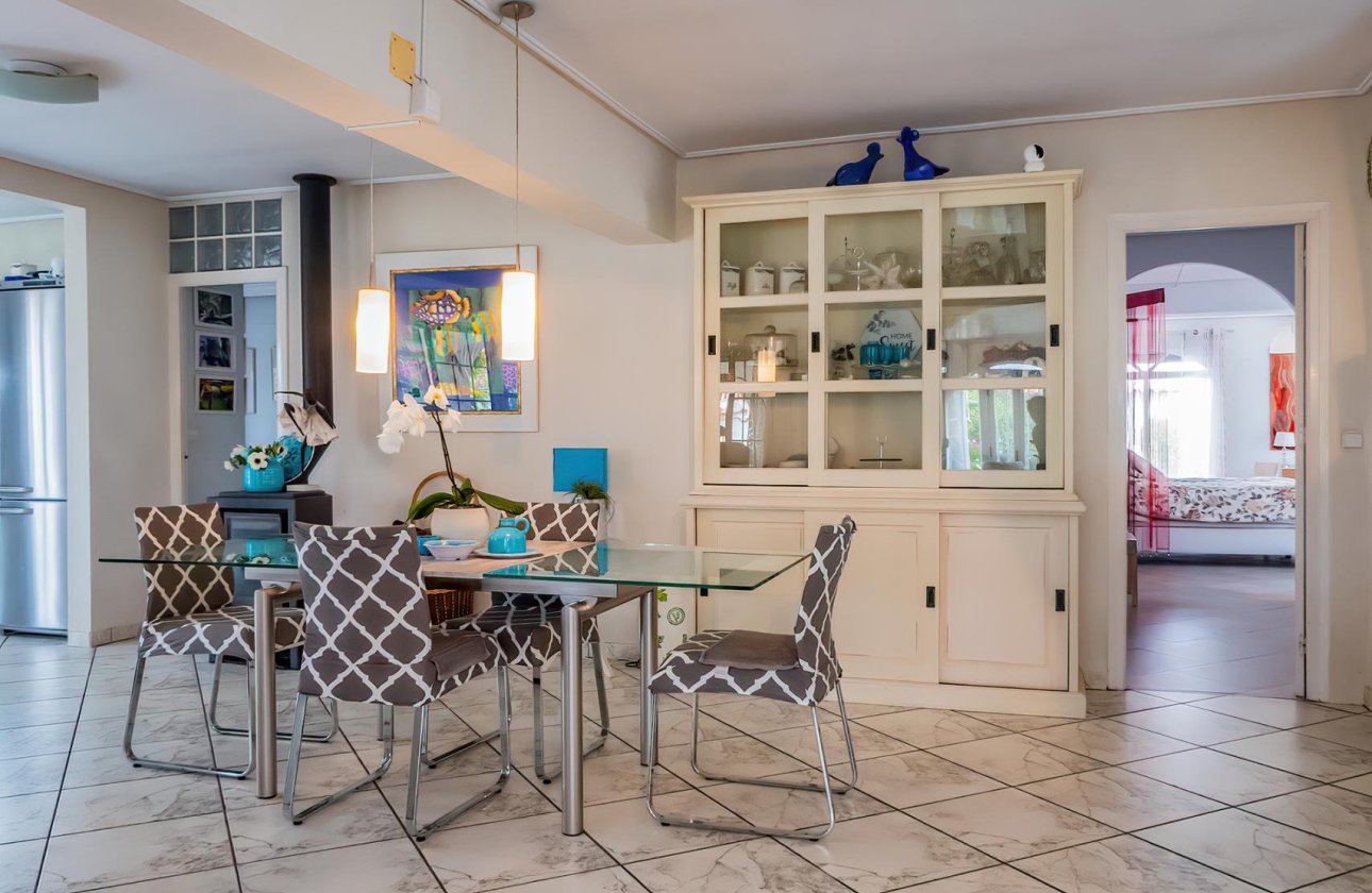 Revente - Villa -
Torrevieja - Costa Blanca